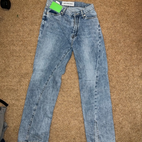Ann Andelman asymmetrical twisted flared jeans lizard patch denim in blue - Picture 3 of 8